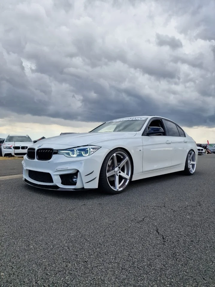 BMW F30 M3D – Linie